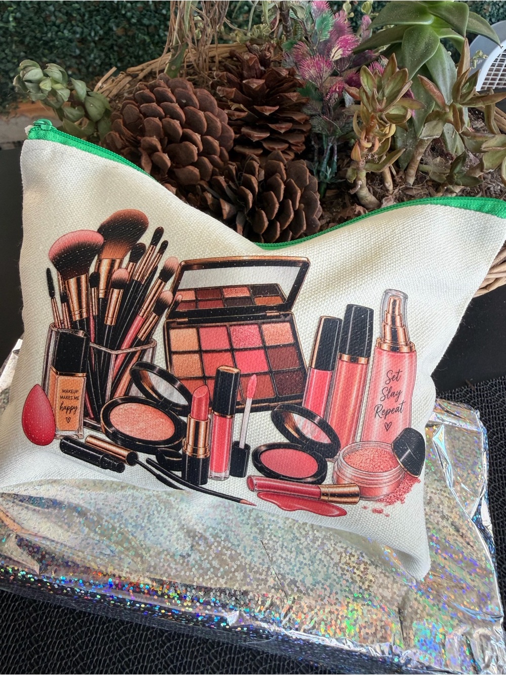 Makeup Lover Zipper Pouch
